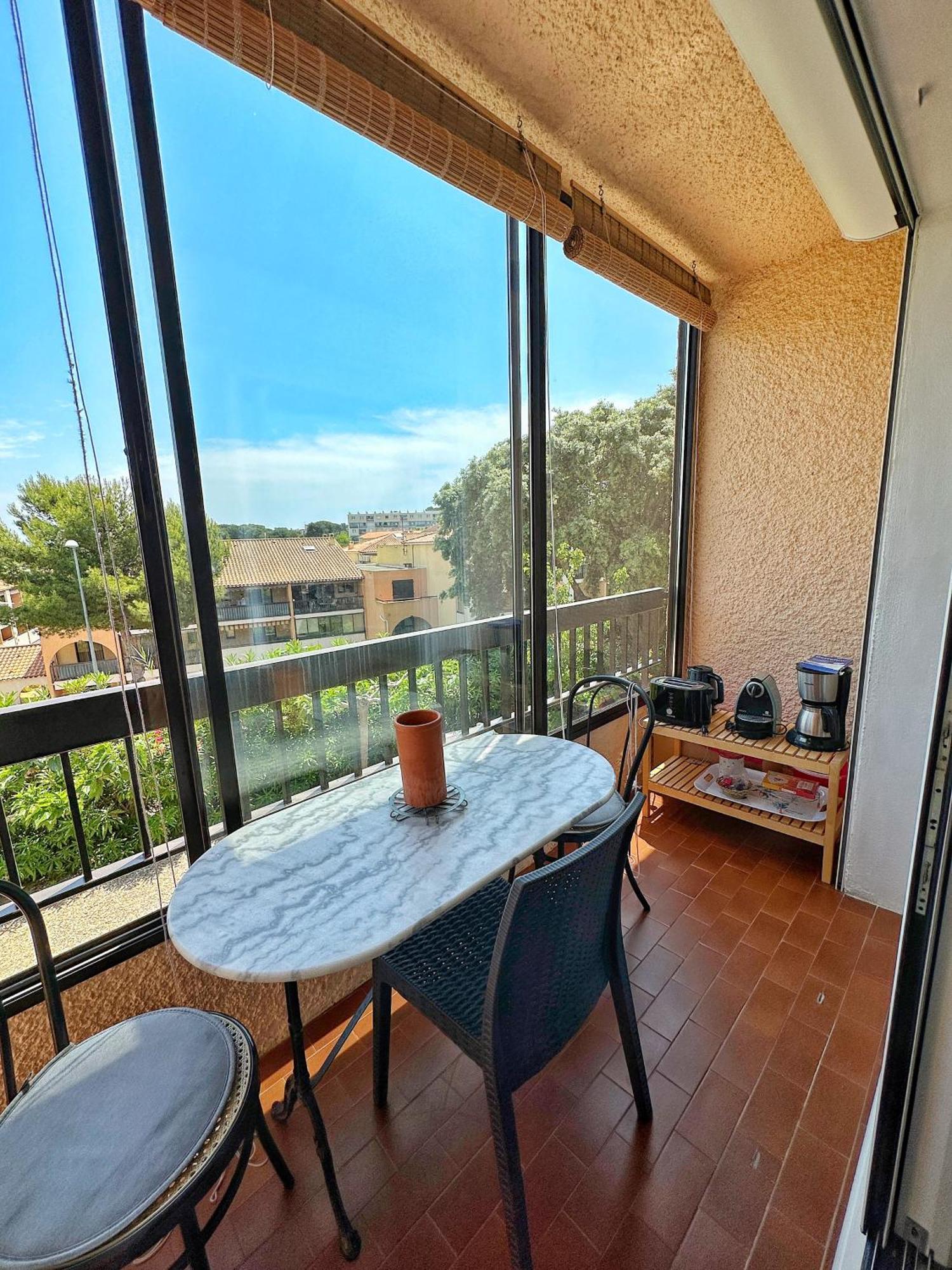 Grand Studio Avec Piscine Presqu'île De Giens Hyères Exterior foto